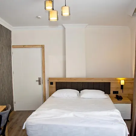 Hotel Bloomtalya *