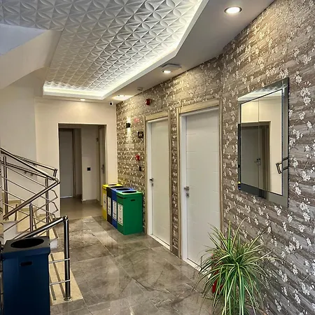 Hotel Bloomtalya *