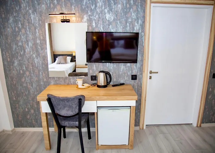 Hotel Bloomtalya *