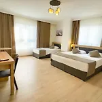 Отель Bloomtalya